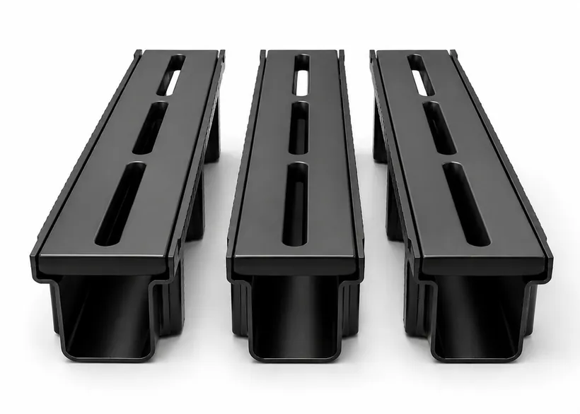 FRP drain channel with slotted grating